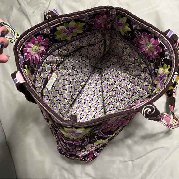 Vera Bradley retired tote - Picture 2 of 3